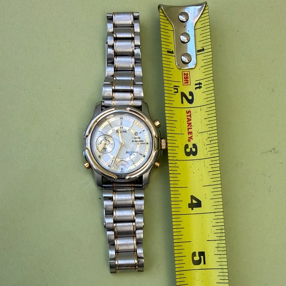 Vintage 90’s Bulova Two-Tone Gold and Silver Watch